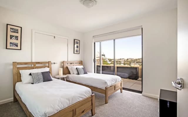 Pyrmont Harbour View Penthouse - photo 4