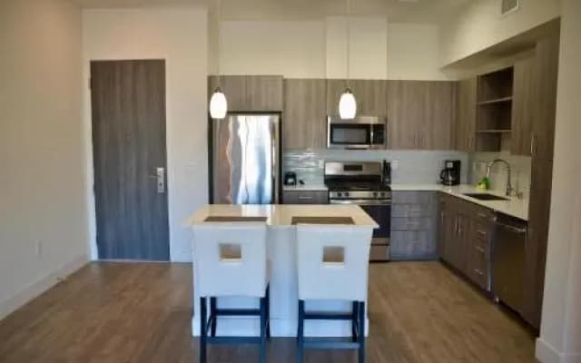 Westlake Los Angeles 30 Day Rentals - photo 2