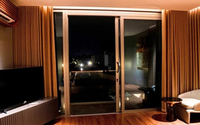 Regal Riverside Villas - photo 5