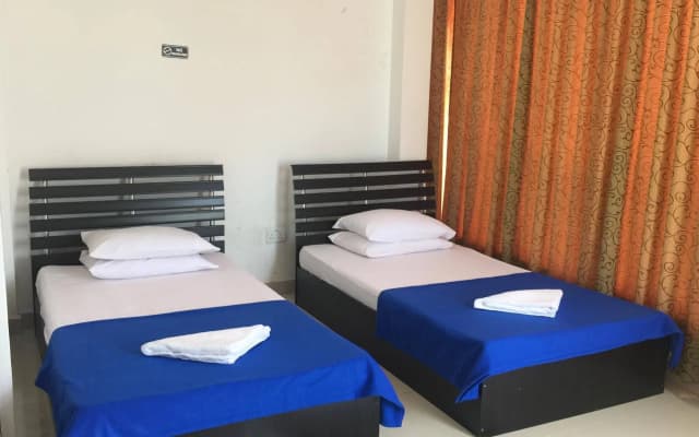 Roashanee Guest House - photo 2