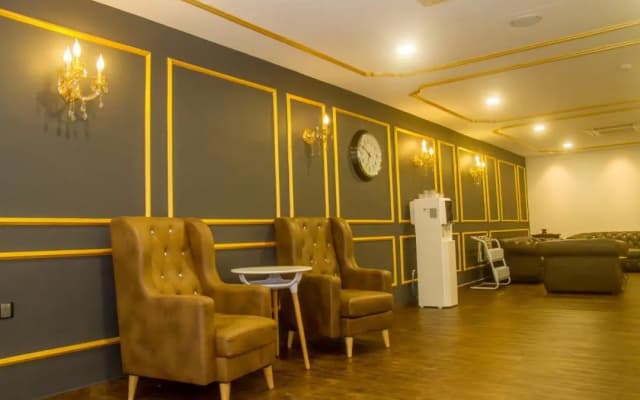 OYO 90403 North City Hotel - photo 5