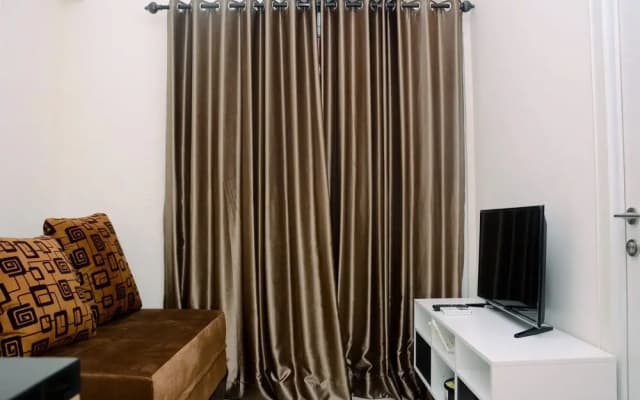 Simply Modern 2BR Green Pramuka Apartment - photo 5