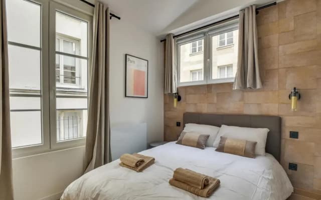 141-Suite Klein, townhouse style APT, Marais, Paris - photo 3