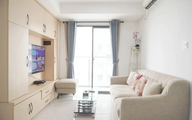 Restful And Modern 3Br At Daan Mogot City Apartment - photo 3