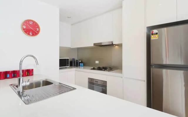 Executive Living in Caulfield - photo 5
