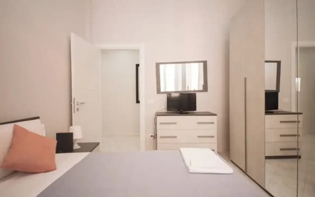 Rome Flat 42 by Ghor - photo 3