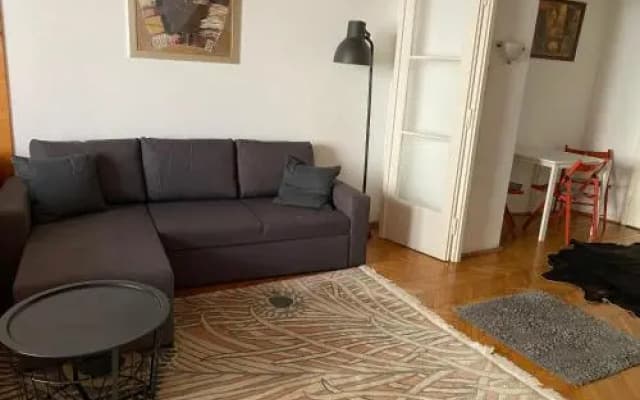 V. District Apartment - photo 2