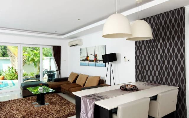 Hidden Palm Pool Villas - photo 3