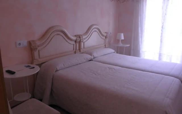 Hostal Paquita - photo 2