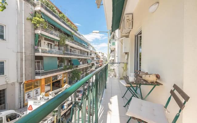 Stylish 2BDR Apt by Acropolis - photo 5