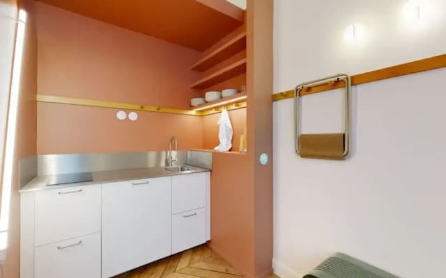 Altido Pleasant 1-bed Flat w Shared Courtyard - photo 2