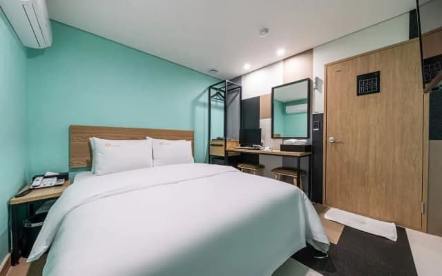 Guui Box Hotel - photo 5