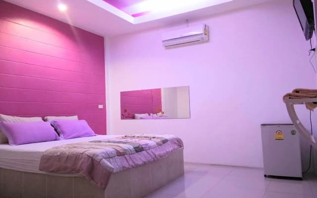 Hua Hin In Boxes Resort - photo 2