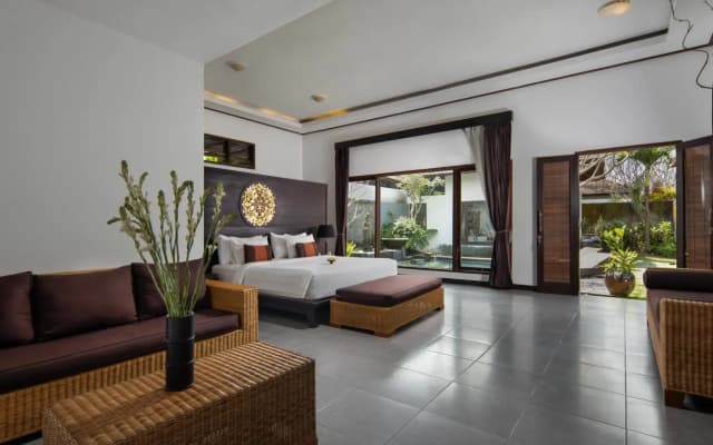 Ubud Raya Resort - photo 2