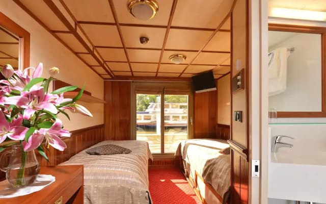 Florentina Boat Hotel - photo 2
