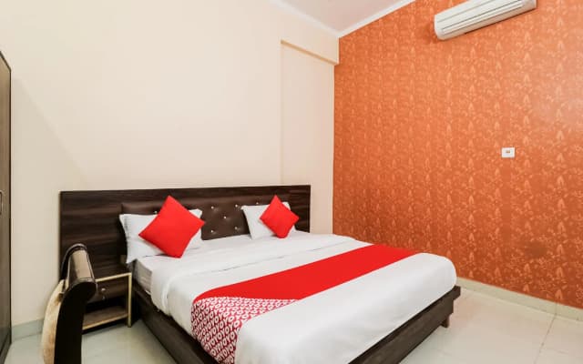 OYO 71136 Westend Suites - photo 2