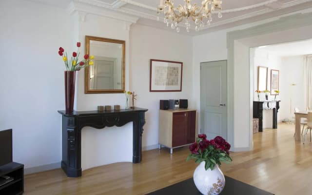 Artis Aquarium Apartment - photo 4