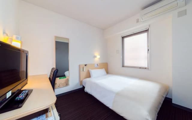 Super Hotel Subway Tanimachi 4-chome Exit 6 - photo 5