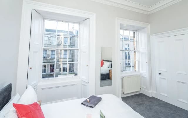 Fabulous Southside Property - photo 3