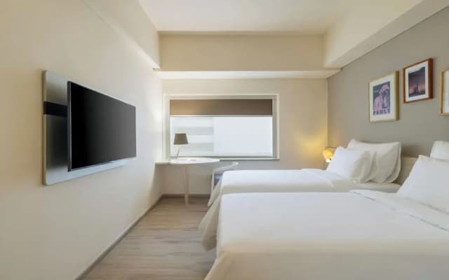 Artotel Harmoni Jakarta - photo 3