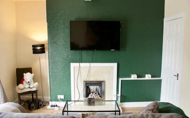 Ground Floor 2 Bedroom Flat - photo 4