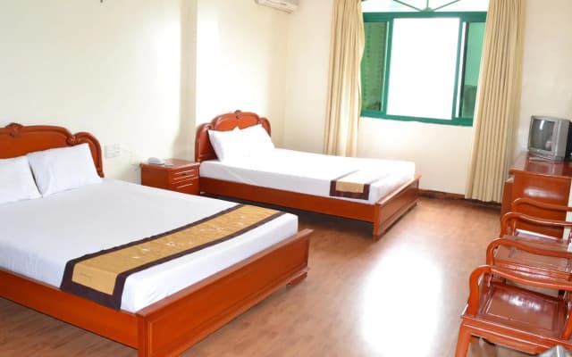 Asean Halong Hotel - photo 3