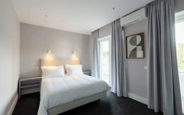 Avenue Hill Hotel - photo 4