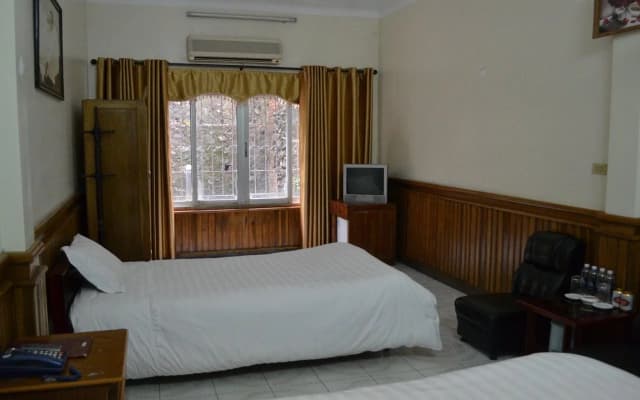 Thuy Linh Hotel Halong - photo 2