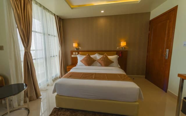 Unima Grand Hotel - photo 3