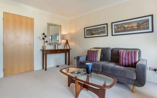 City Centre 3bed/3bath - photo 4