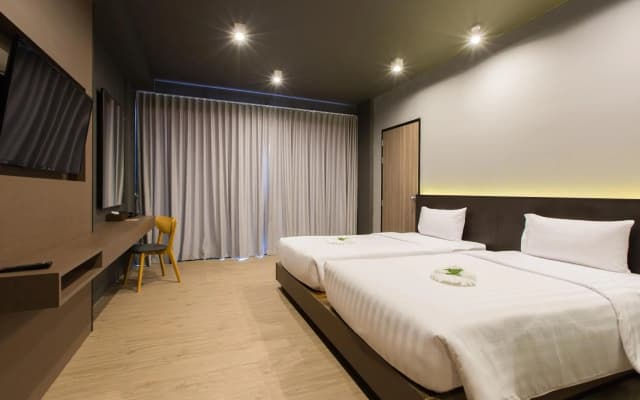 Maya Phuket Airport Hotel - photo 2