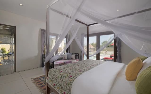 Villa Manggala - photo 2
