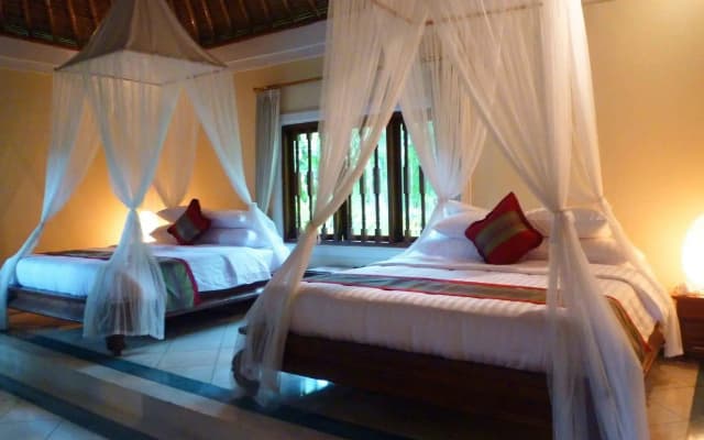 Bali Hidden Paradise Seminyak Villa - photo 3