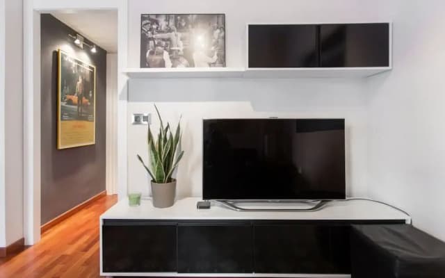 Centric Apartment Fira - photo 4