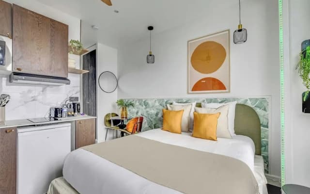 Charming Studio Apartment - AC- 2P - Nation - photo 2