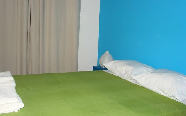 Lisbon RiverView Hostel - photo 3