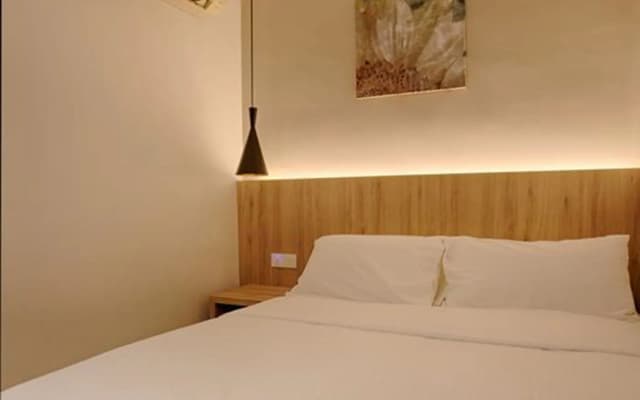 The Marion Hotel - photo 2