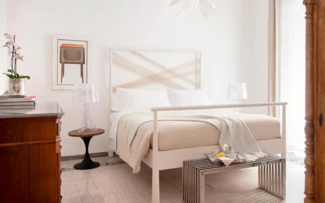 Modern Comfort, Poetic Charm - photo 2