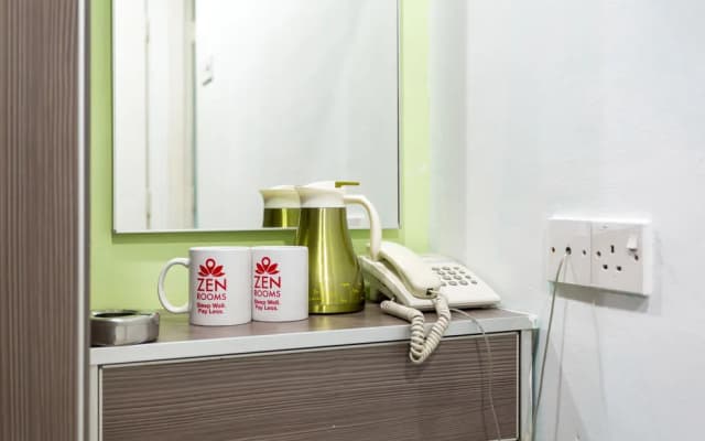 Zen Rooms Off Changkat Kuala Lumpur - photo 3