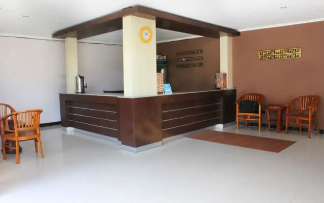 艾里巴厘岛库塔丹帕沙西那库拉帖木儿 6 号酒店(Airy Denpasar Barat Nakula Timur 6 Kuta Bali) - photo 2