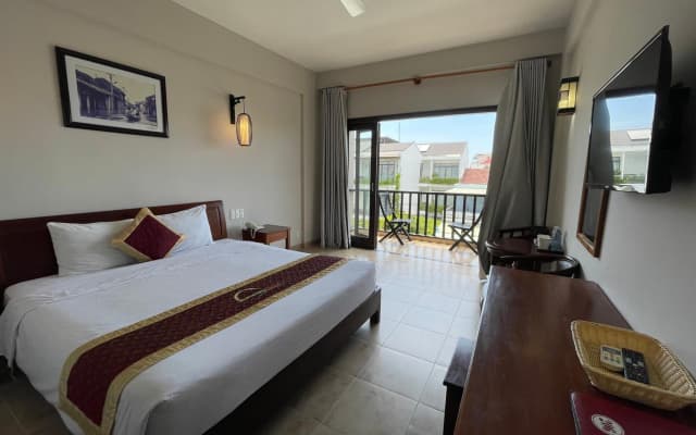 Sunshine Hoian Hotel - photo 2