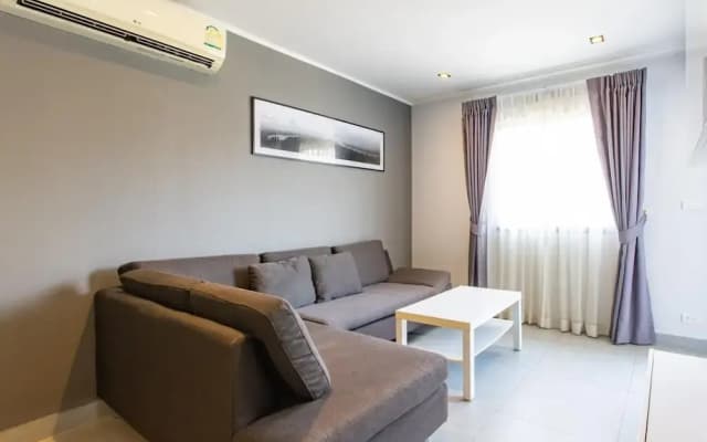 Modern Condo - 1BR T1-201 - photo 3