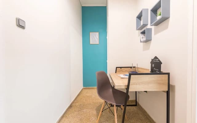 Warm Delightful Acropolis Apartment by Cloudkeys - photo 2