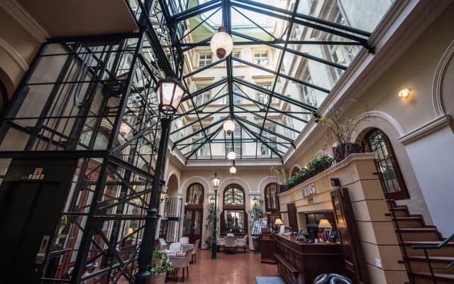 Rott Hotel - photo 2