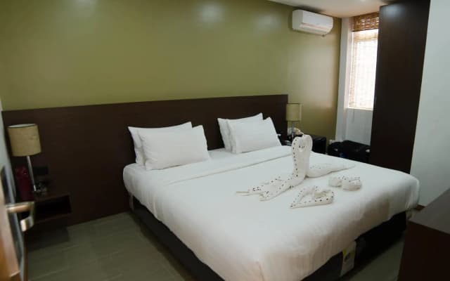 Nala Beach Inn - photo 3