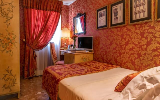 Hotel Santo Stefano - photo 3