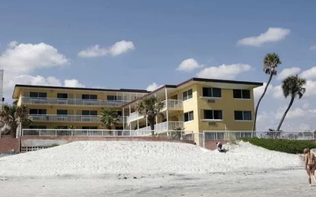 Saxony Inn - photo 2
