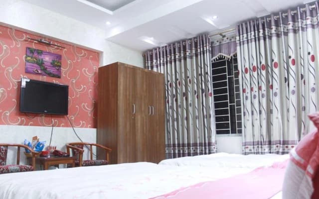 SPOT ON 693 Hoang Long Hotel - photo 5