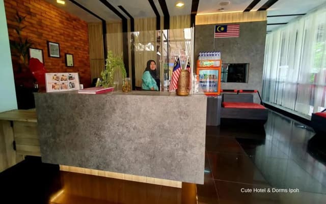 Cute Hotel & Dorms Ipoh - photo 2