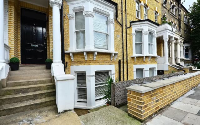 W14 Apartments - photo 5